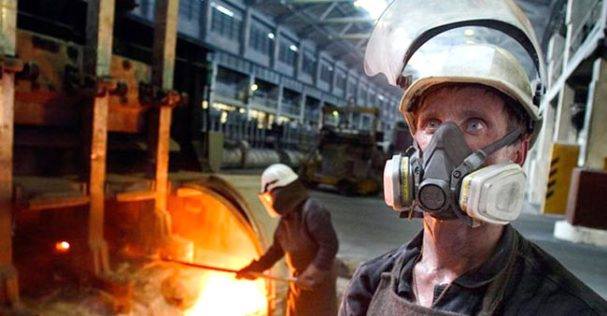 робота з особливо шкідливими і важкими умовами праці